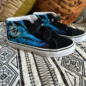 Vans hi tops kids size 2.5, underwater ocean and sharks